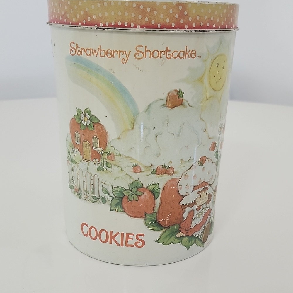 Strawberry Shortcake Cookies Tin